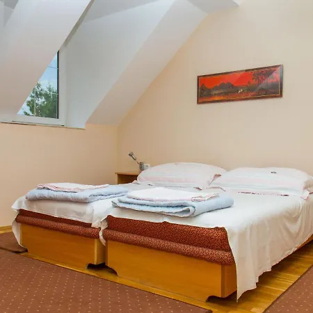 Vakantiehuis Leon By Interhome *