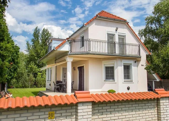 Leon By Interhome בית נופש Balatonmáriafürdő