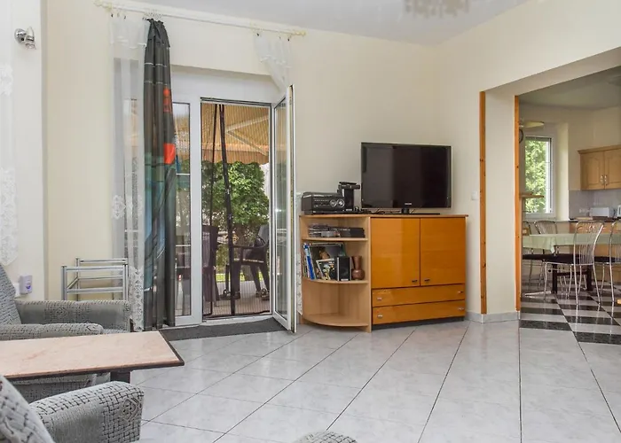 Leon By Interhome Balatonmáriafürdő